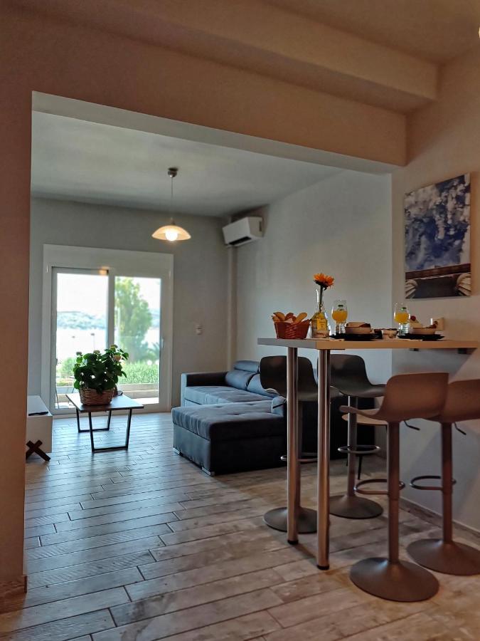 Seaview-Apartments Palaiá Fókaia Eksteriør bilde